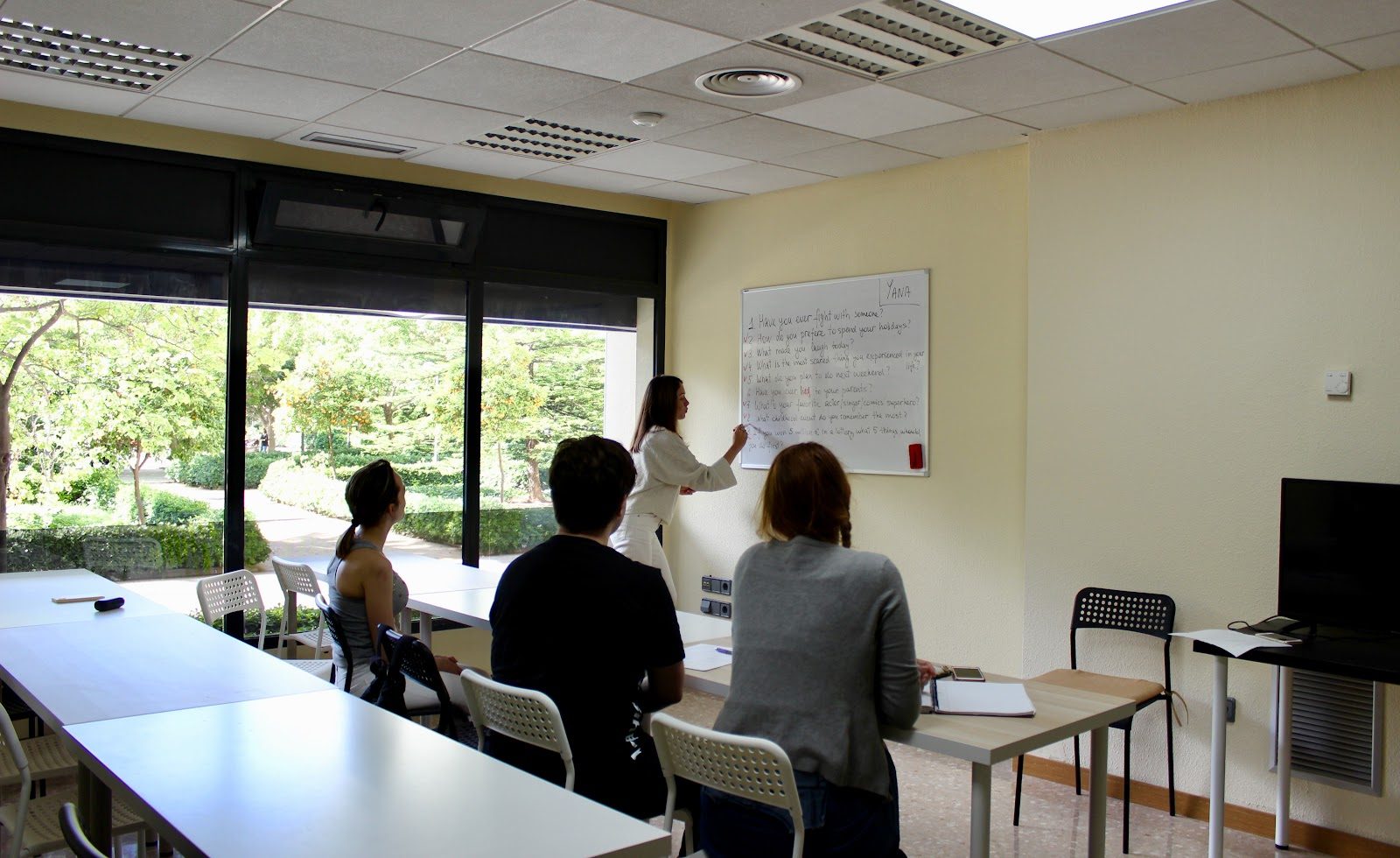 Academia de idiomas Your Language Club | Escuela de inglés | Escuela de español, academia de español para extranjeros en Valencia